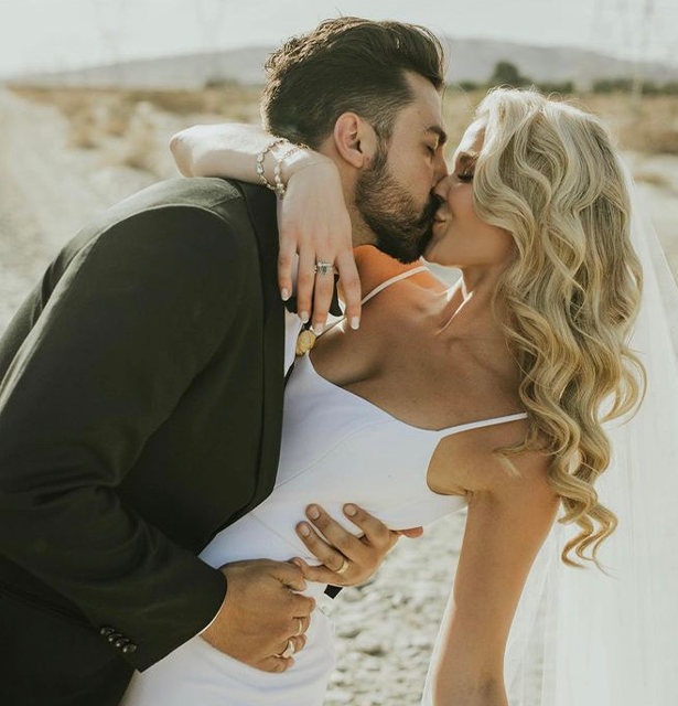 row-Wedding photo of a couple
