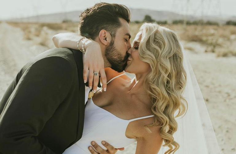row-Wedding photo of a couple